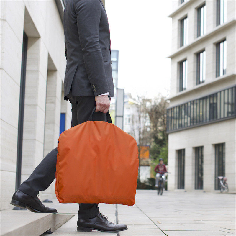 2 в 1 сумке Duffle одежды продолжите карманы 1.1LBS молнии вешалки костюма людей